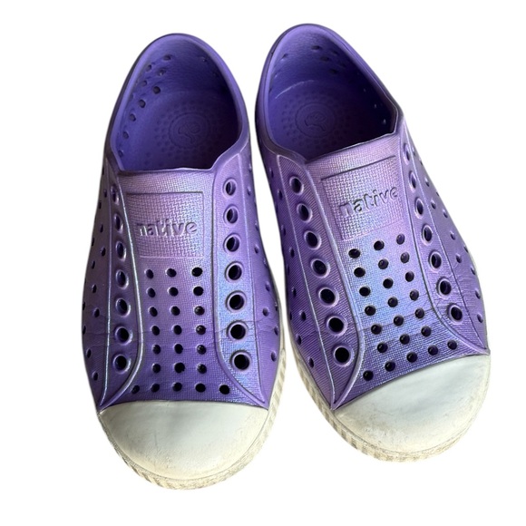 Native Shoes Iridescent Lavender Jefferson Shoes (C8) - Picture 6 of 10